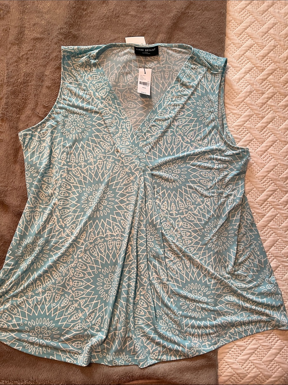 Lane Bryant Teal and White Sleeveless V-Neck Medallion Print Top
